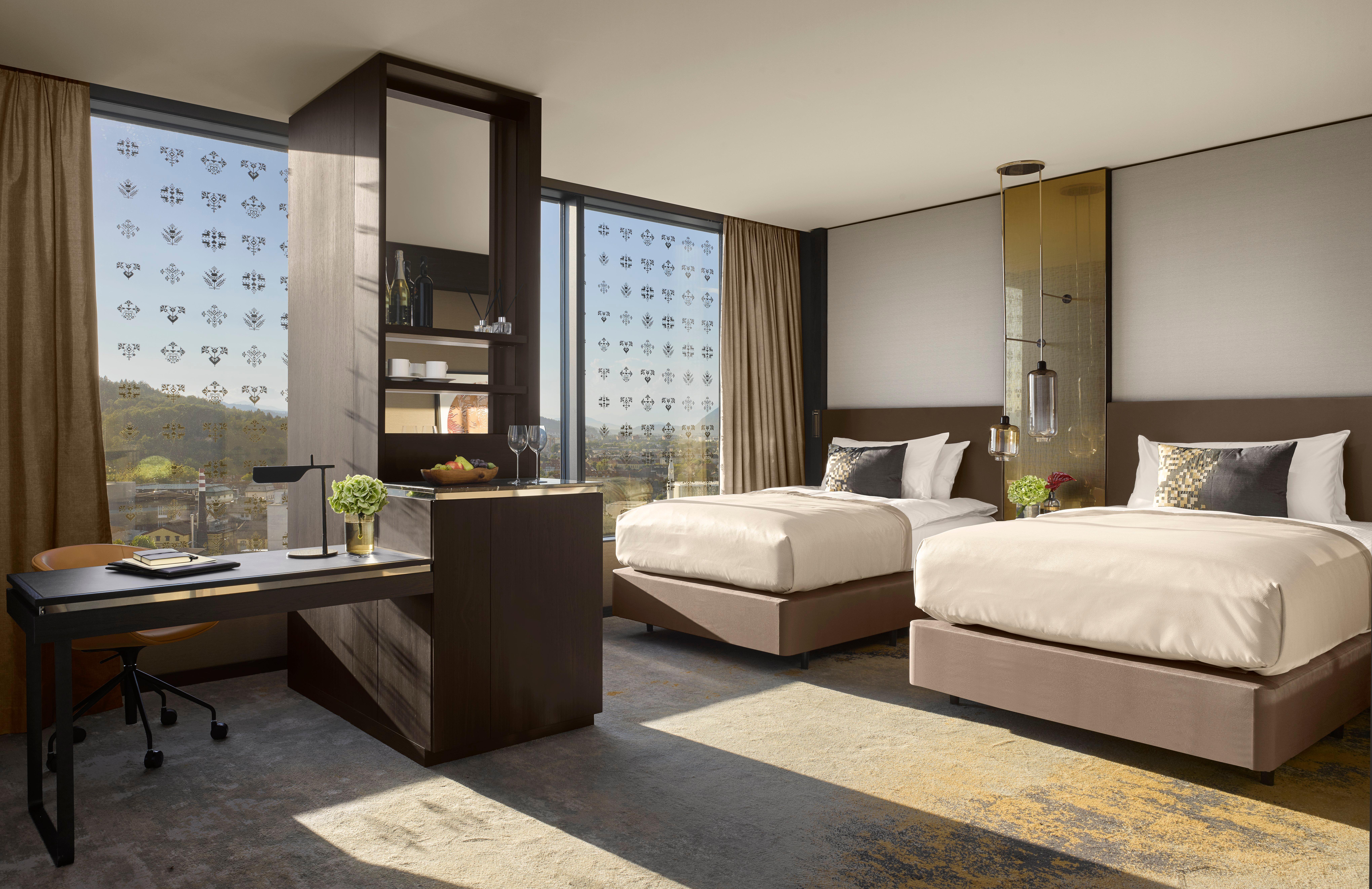 Intercontinental - Ljubljana By Ihg Hotel Ngoại thất bức ảnh Deluxe Room