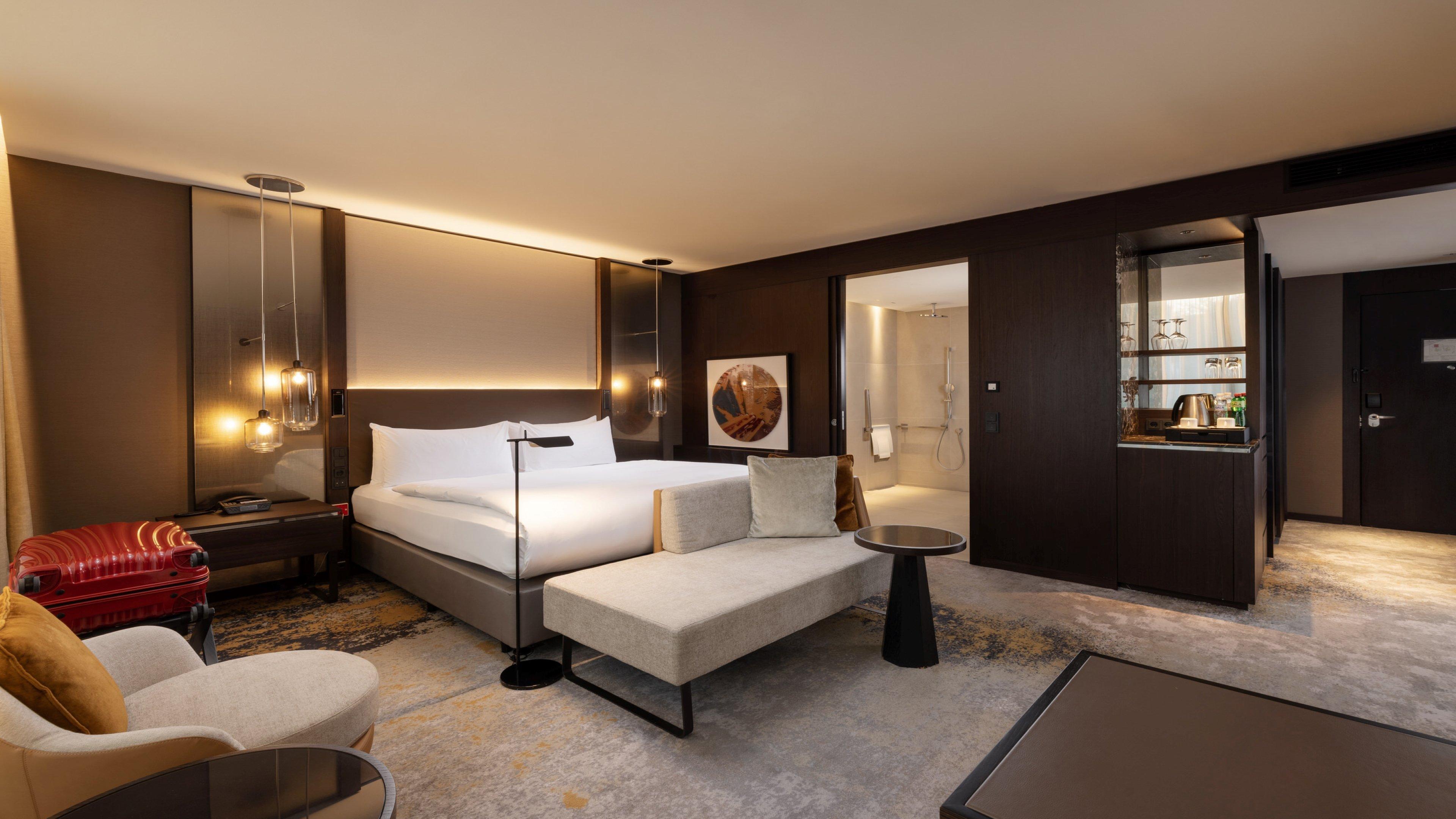 Intercontinental - Ljubljana By Ihg Hotel Ngoại thất bức ảnh A bedroom at the hotel