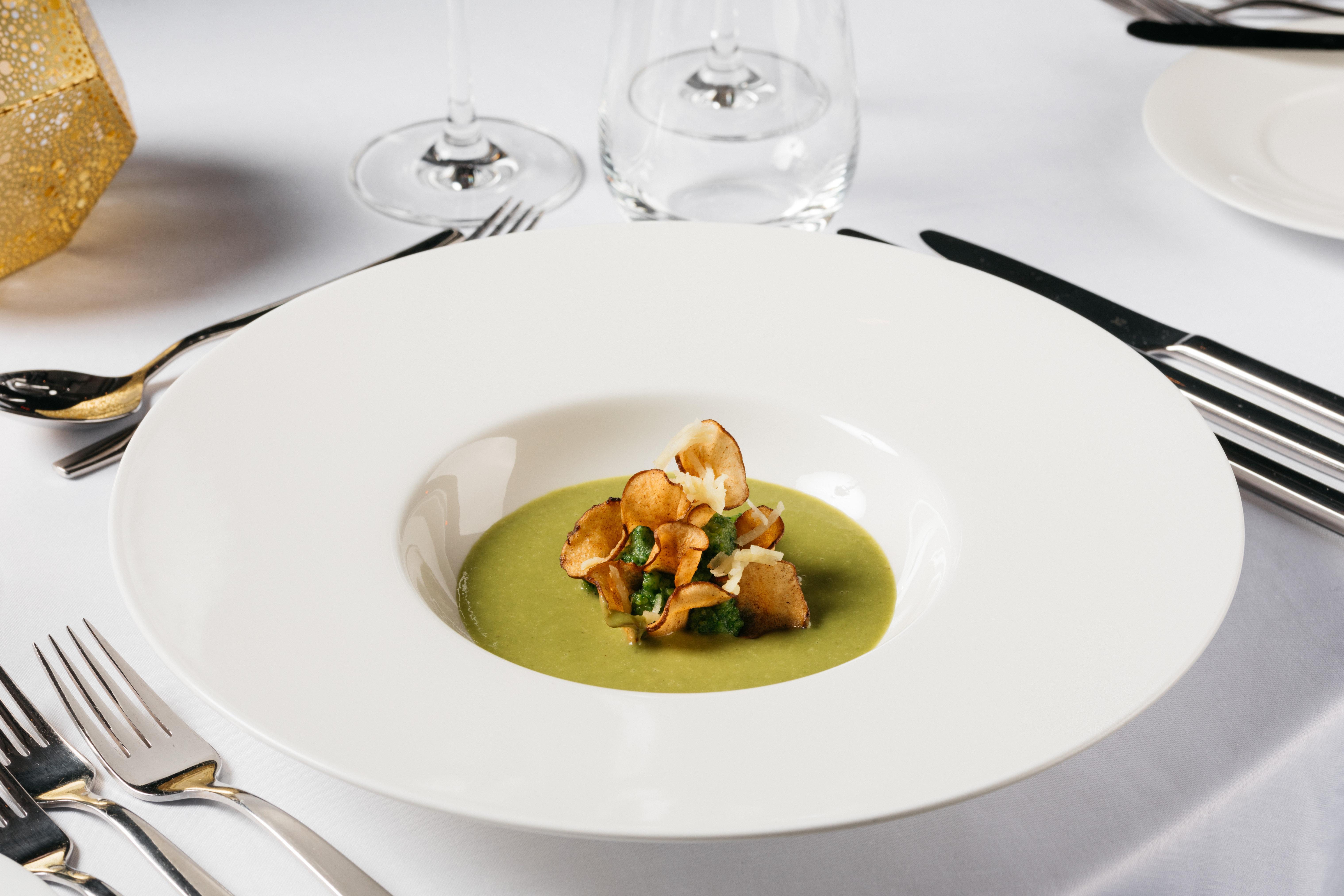 Intercontinental - Ljubljana By Ihg Hotel Ngoại thất bức ảnh A soup course