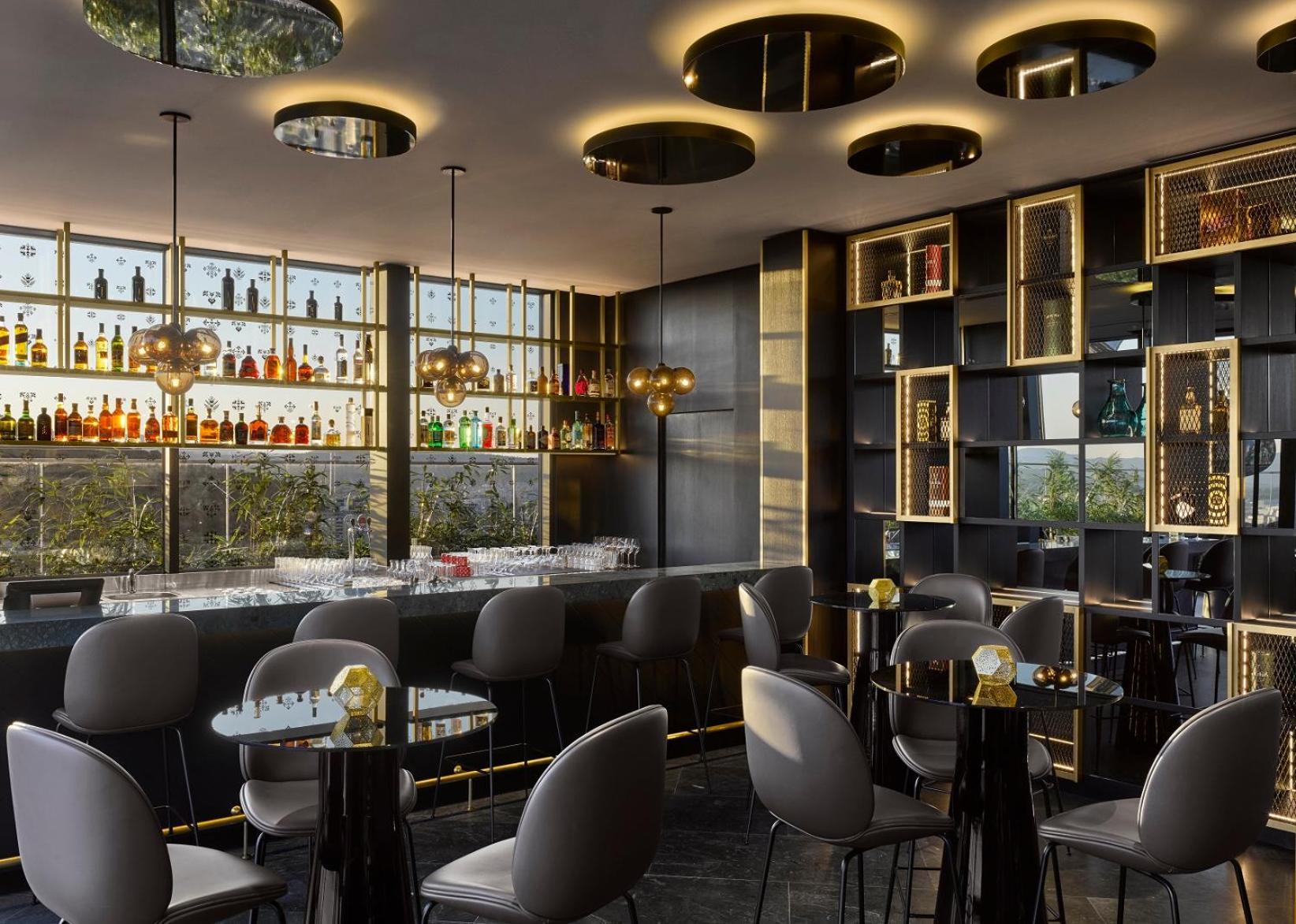 Intercontinental - Ljubljana By Ihg Hotel Ngoại thất bức ảnh The Bar